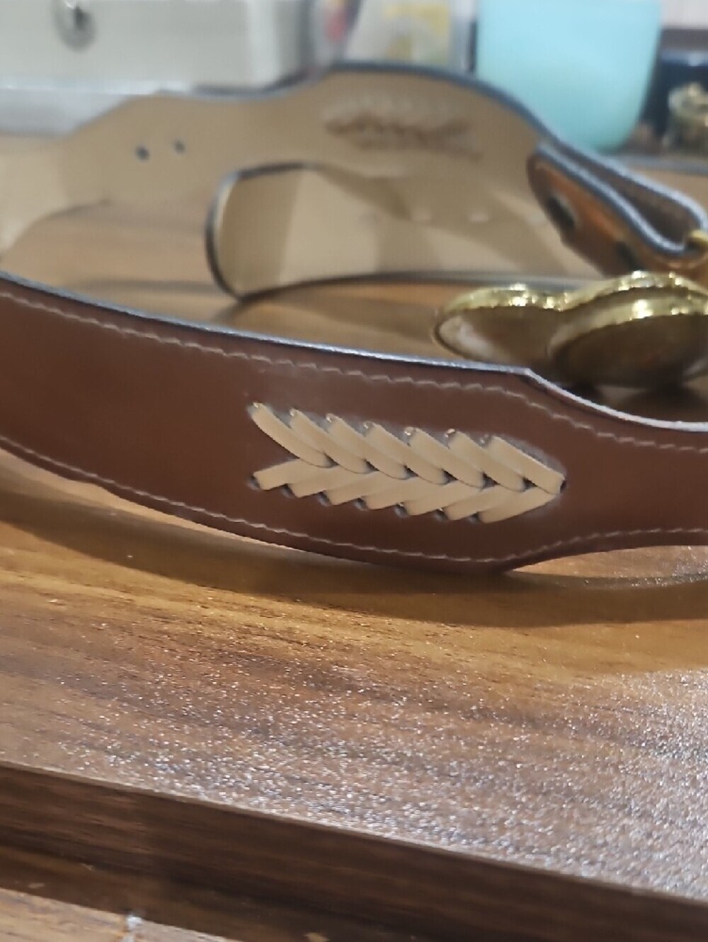 Double heart rosetone buckle with matching leather handmade embellished belt. - Picture 7 of 8